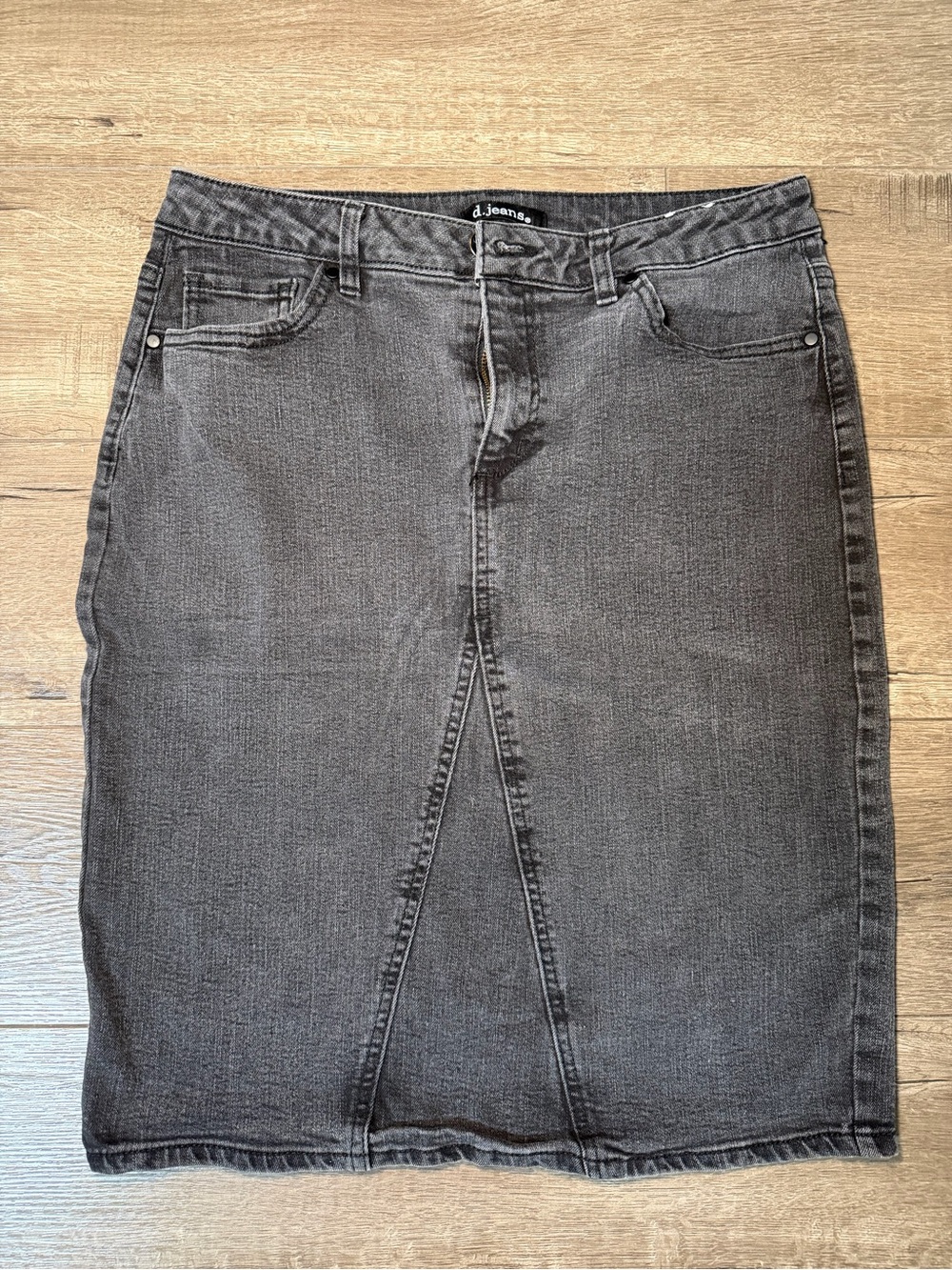 d. jeans Women's Gray Black Denim Pencil Skirt with Front Slit